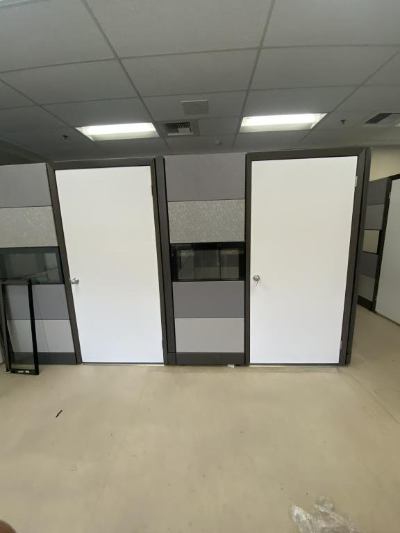 86" Herman Miller Ethospace Grey W glass