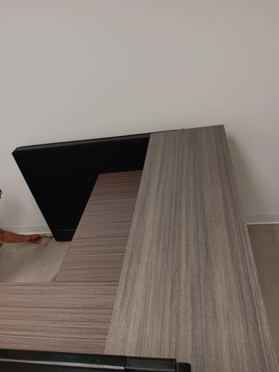Ethospace Custom 38in Hi Lo Reception Station