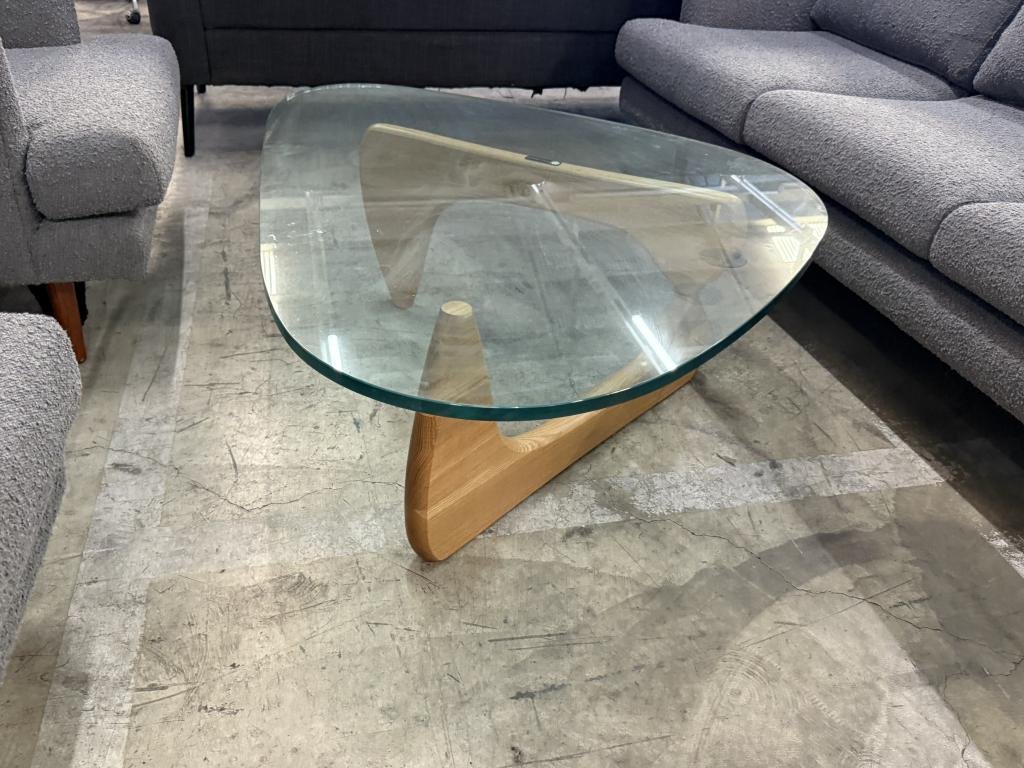 Herman Miller Noguchi Table White Oak