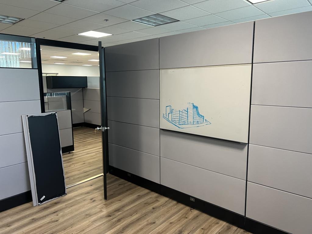 Ethospace 10x10 quarter glass 86in tall