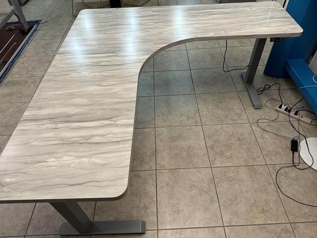 Wilson Art Custom L 6'x6 Height Adjustable