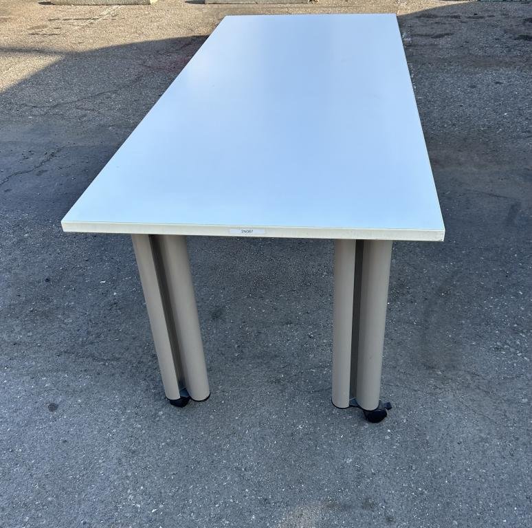 Knoll Mobile conference table 6x30