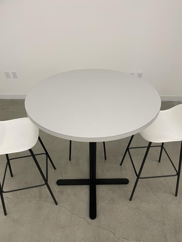 West Coast Industries 3ft bar top black base