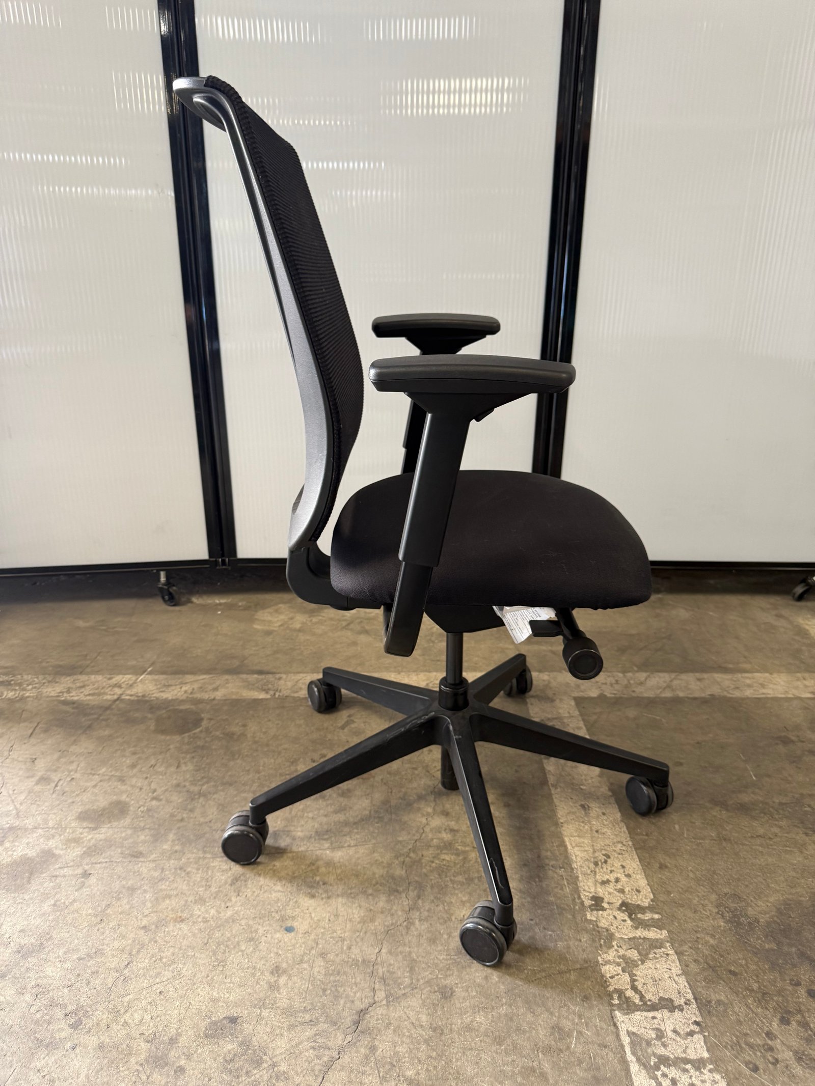 Steelcase black seat black mesh back fully loaded