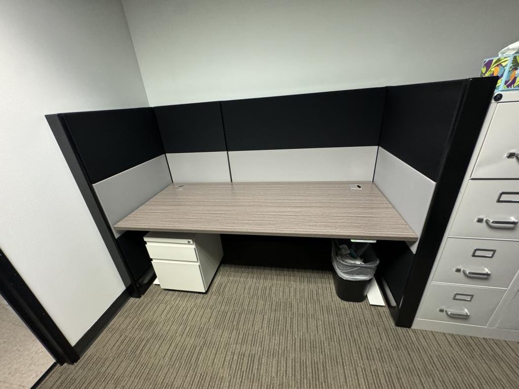 Hotel Station Ethospace 6x30x54in Adjustable