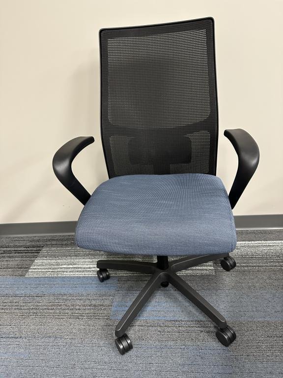 Hon Ignition blue seat with mesh back
