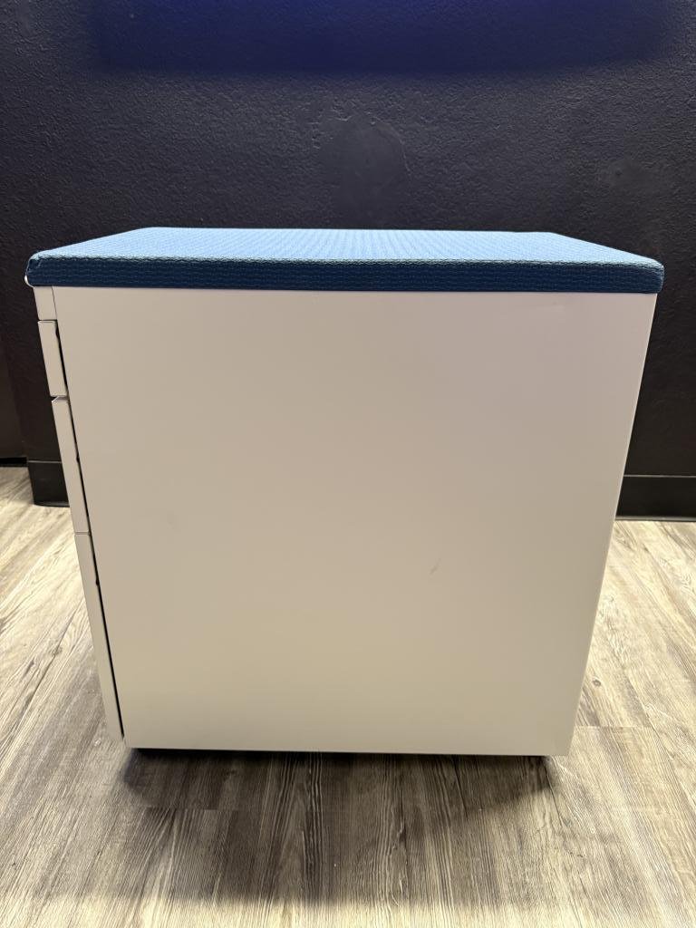 Haworth PBF White Mobile Ped & Blue Cushion