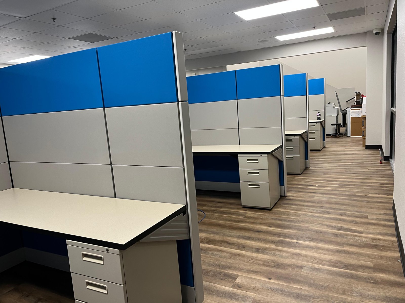 Herman Miller Ethospace 6x6x70in Tall Blue and Silver Any Size