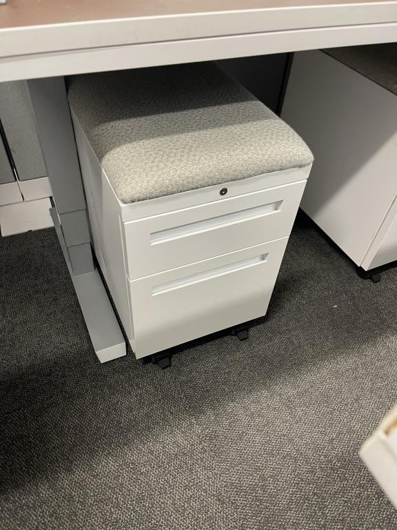 Knoll Silver Height Adjustable Desk 5'x30"