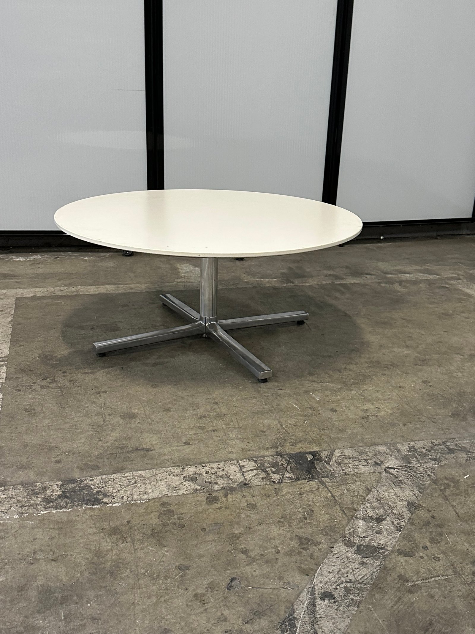 Herman Miller Everywhere table 30"Wx16"T white top chrome base