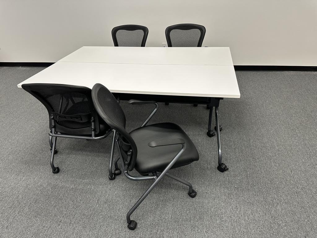 Nesting Training room 6x2 desk & 2 chairs