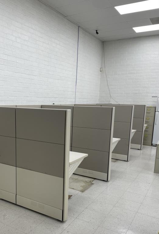 Ethospace 5'x5'x54 White & Grey