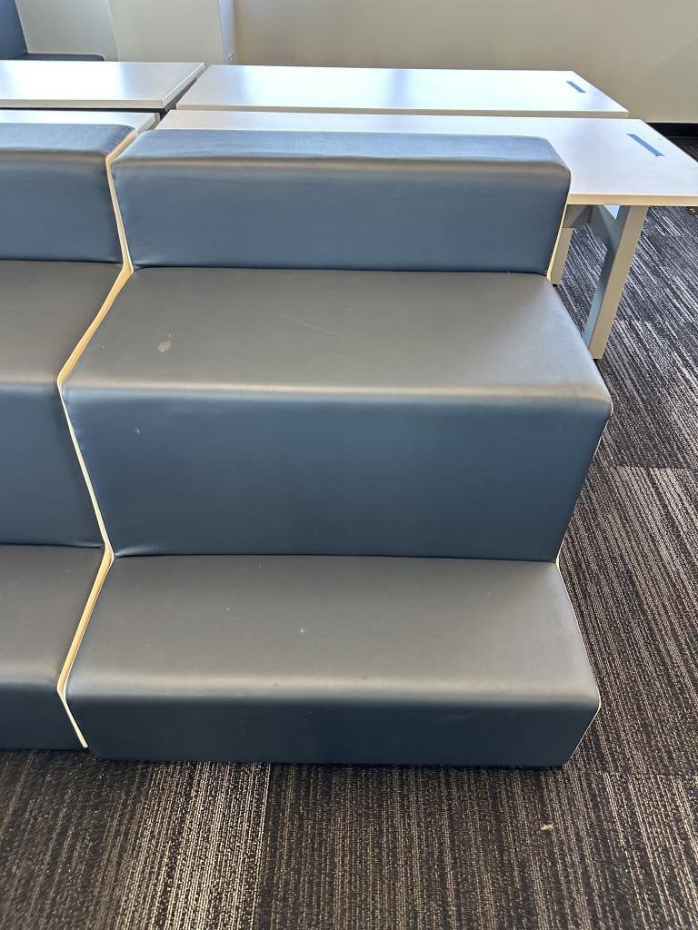 Gunlocke Leather Modular Seating 12 pieces
