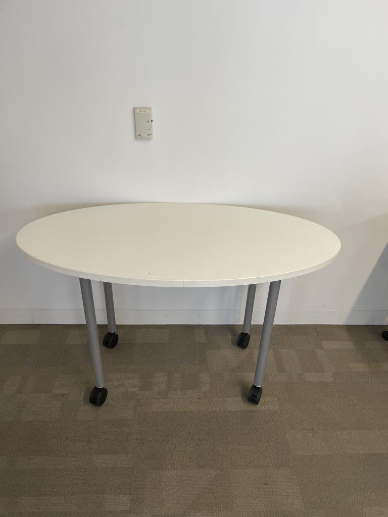 Steelcase white 4x2 oval table on casters