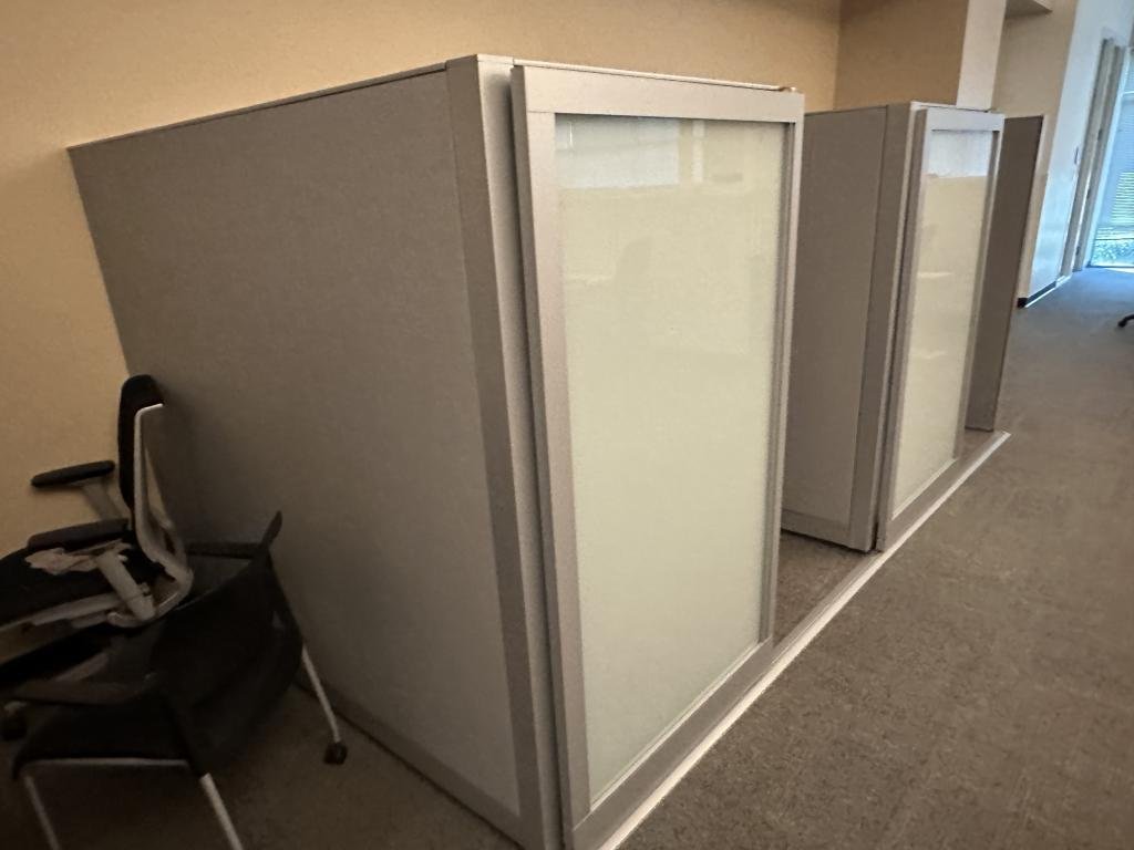 Steelcase 6'x6'x67" with sliding Glass door