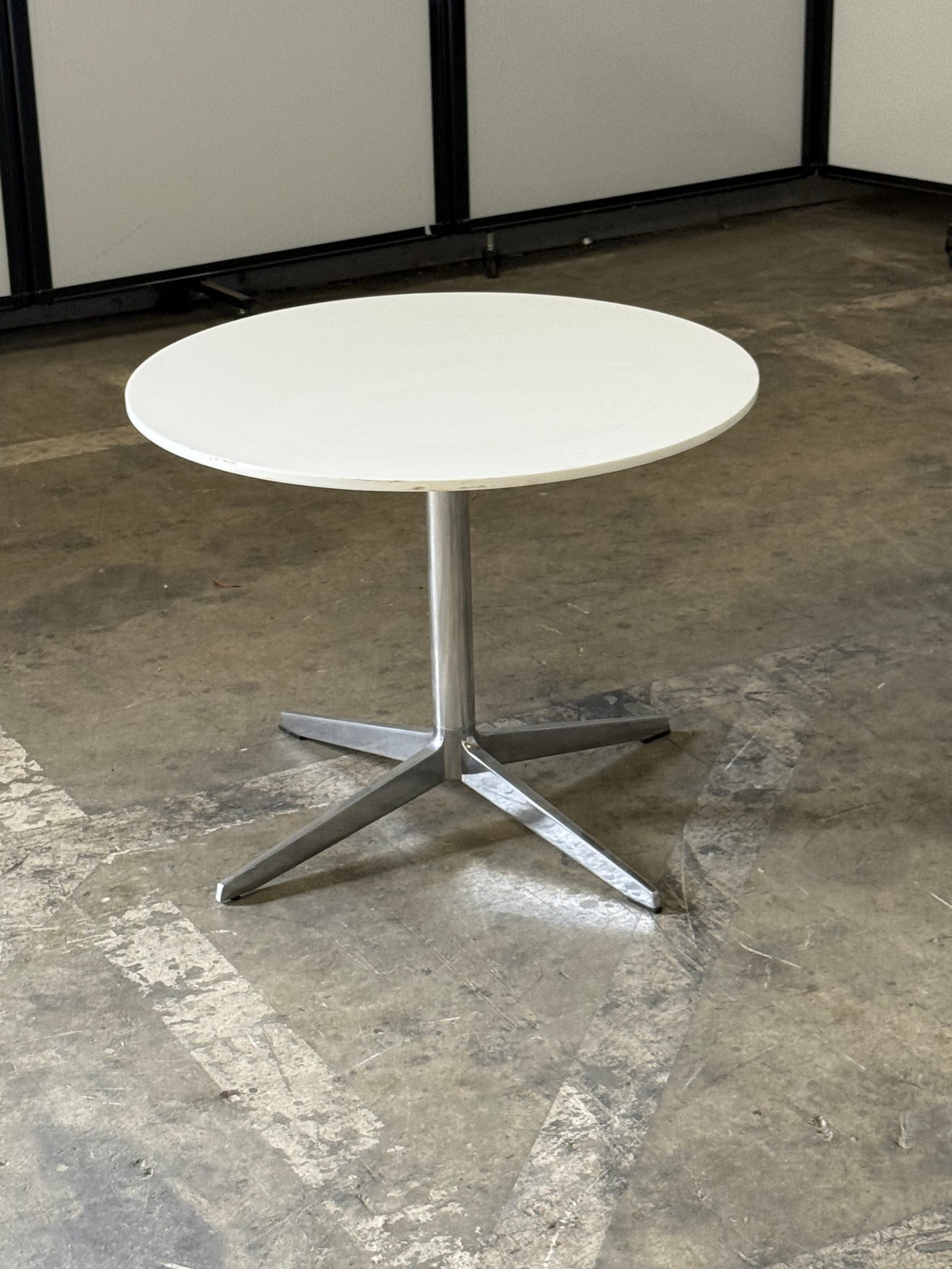 Herman Miller round occasional table white top chrome base 26.5"Wx20.5"T