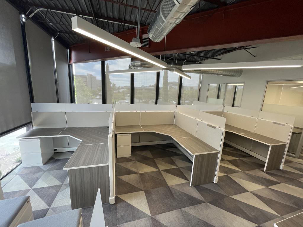 6.5x6.5x56in Grey/White A02 Cubicle w/ Glass