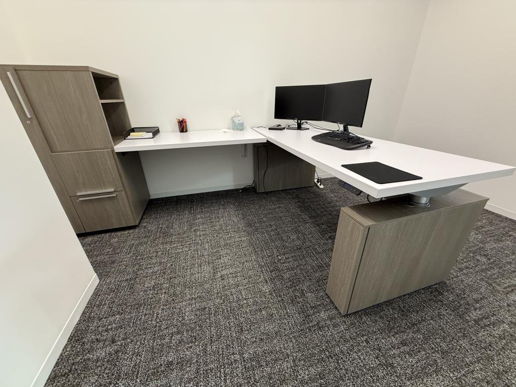 Knoll NeoCon Height Adjust Executive L Desk