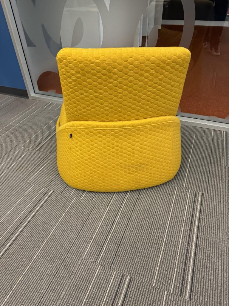 Coalessse Hosu Pandora Yellow Lounge Chair