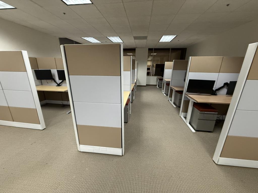 Ethospace Call Center 5x30 HAT @70inT