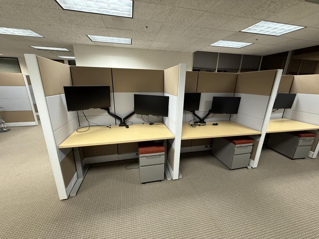 Ethospace Call Center 5x30 HAT @70inT