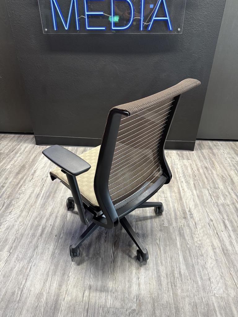 Steelcase Think Adjustable Arms Chair