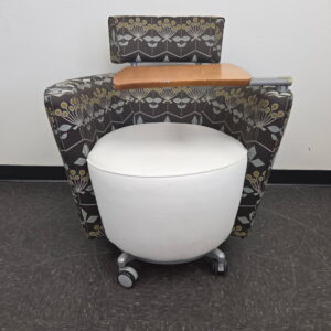 Haworth Hello Chair on Casters Neutral & White with Removable Tablet Arm
