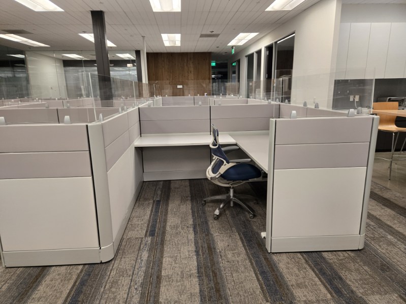 Ethospace Frameless Glass Ivory & Light Silver with Sandstone Trim & HAT table