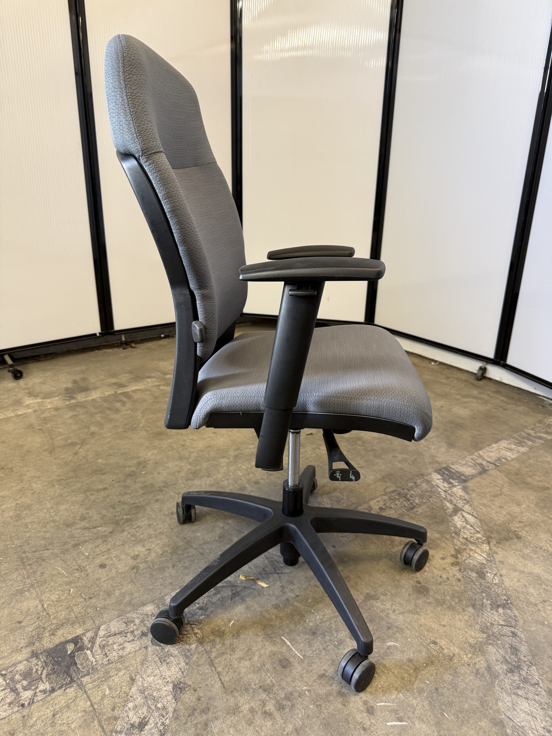 Teknion Savera Grey fully loaded Adjustable Task Chair
