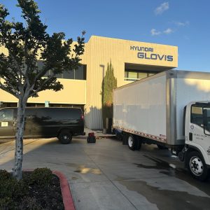 Nationwide shipping with Cube World USA, delivering to Hyundai Glovis.